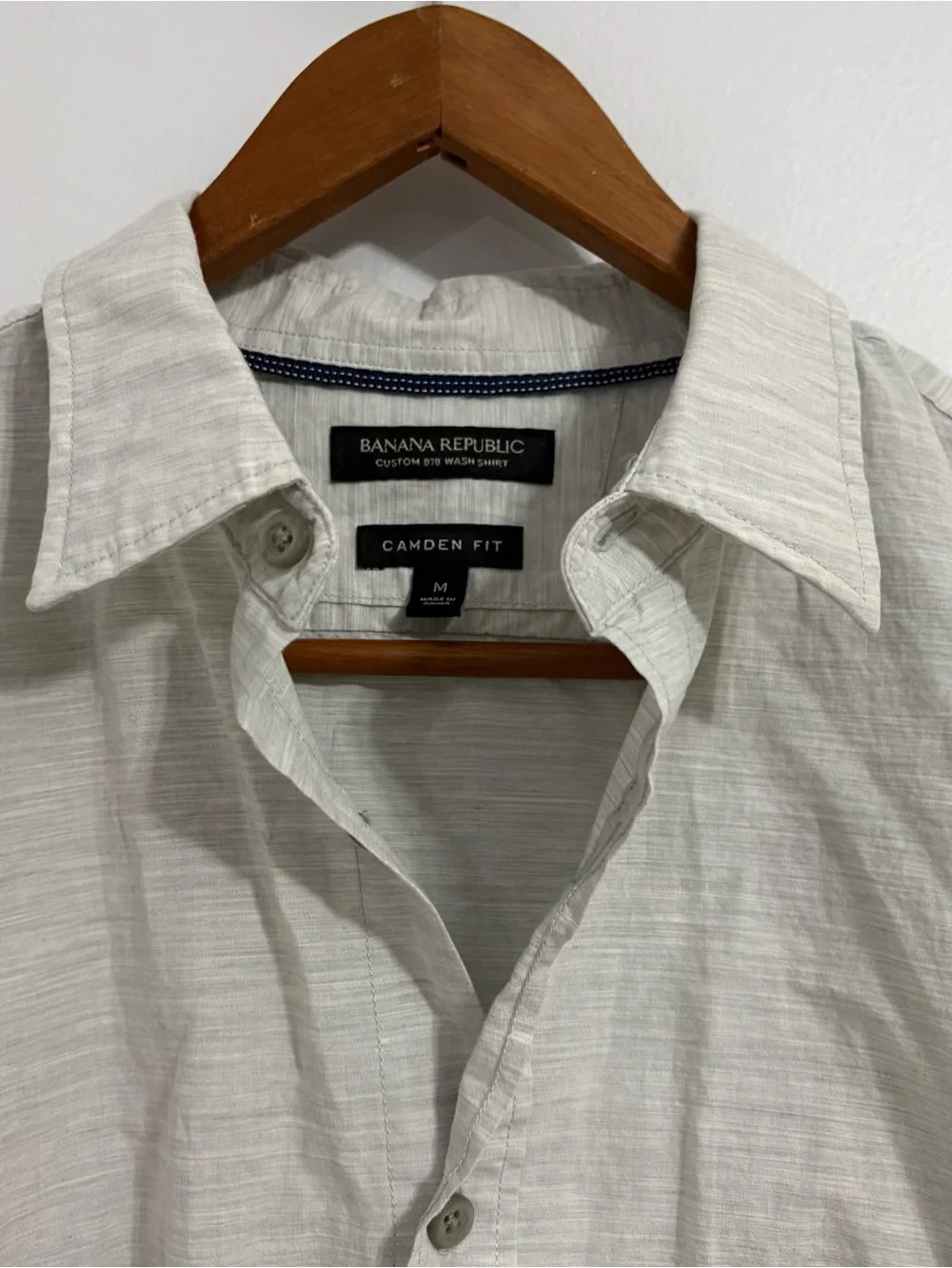 Banana Republic Camden Fit Men’s Medium Slate Gray Preppy Button Down
